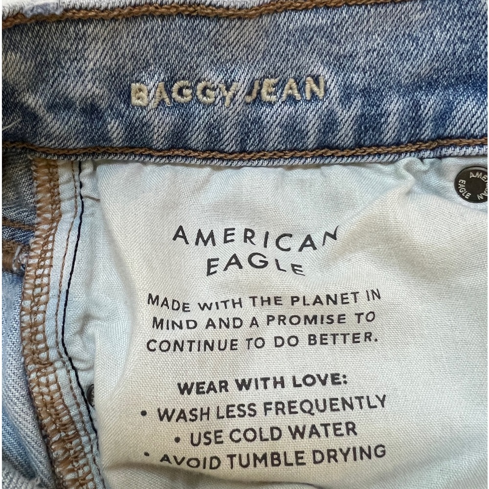 American Eagle Women's Baggy Jean Light Wash Destroyed Denim Blue Size 00 - Picture 9 of 15